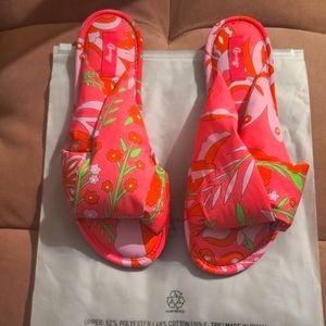 Chrissy Teigen Cravings Slippers